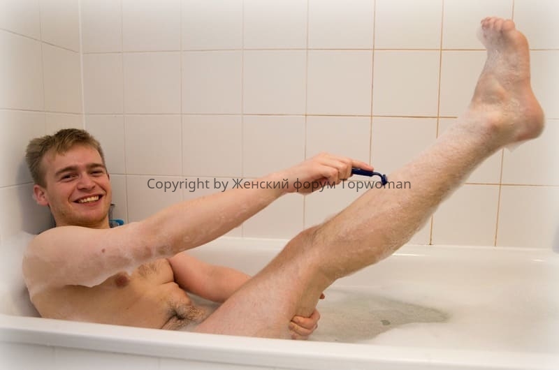 Зачем мужчины бреют ноги